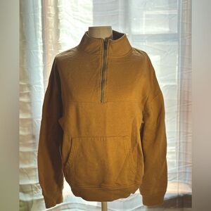 Quarter zip sweatshirt